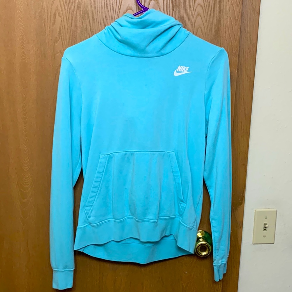 Nike women’s sweatshirt